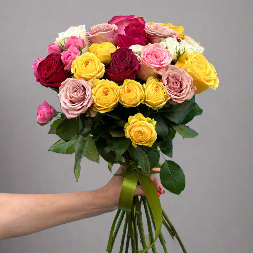 colorful-roses-spalvotos-roses-roziu-puokste